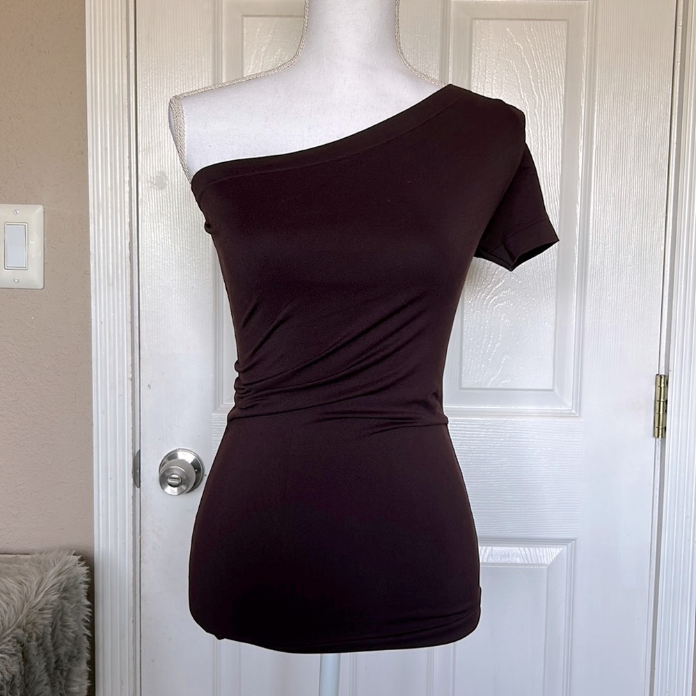 XS Helmut Lang plum color one shoulder short sleeve shirt